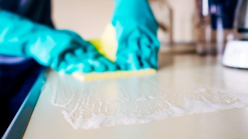 Electrical safety checks on carpet cleaning equipment